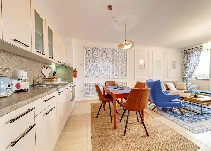 Slope Getaway At Grand Monastery * 潘波洛沃